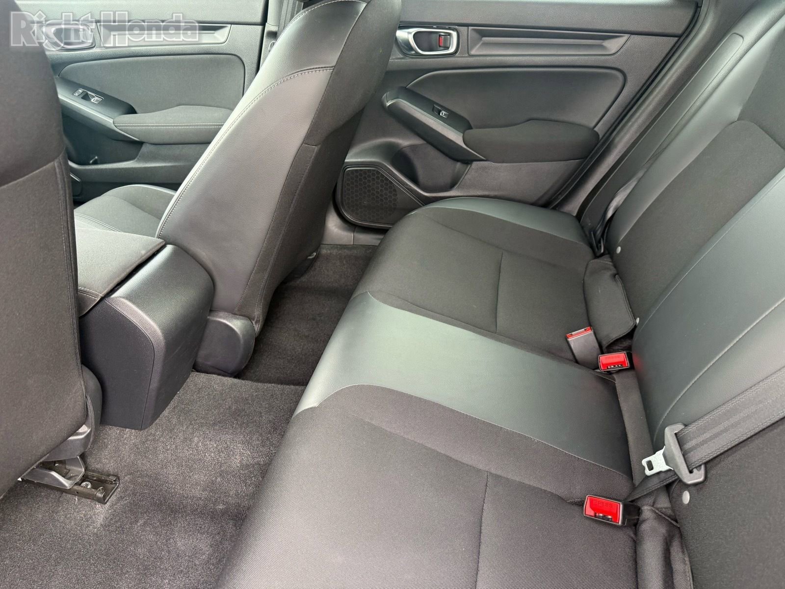 Used 2024 Honda Civic Sport image 28