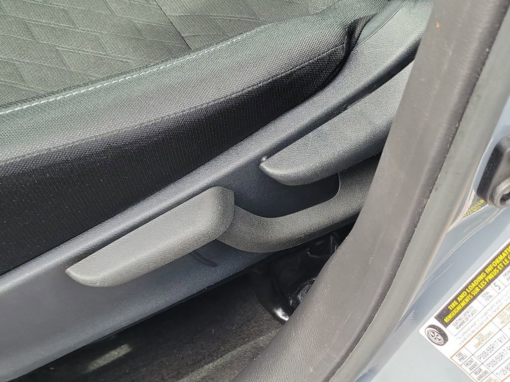 Used 2023 Nissan Kicks SV FWD image 19