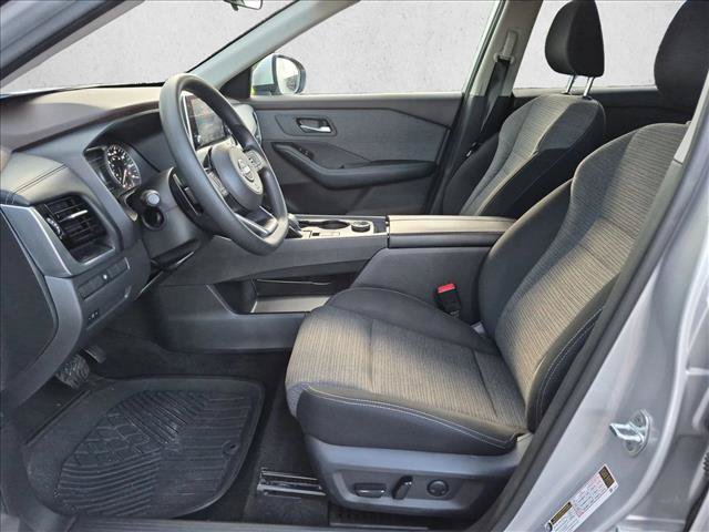 Used 2022 Nissan Rogue SV AWD/4WD image 15