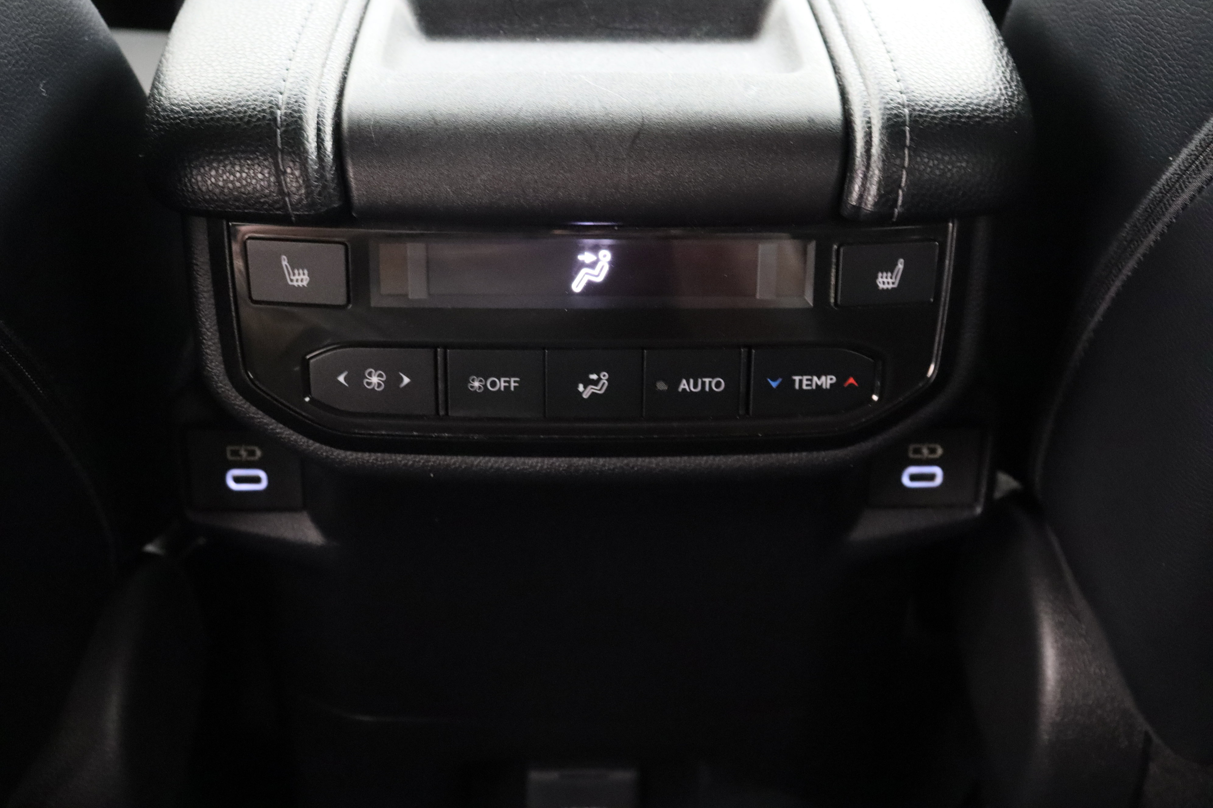 Used 2024 Toyota Grand Highlander AWD Hybrid image 30