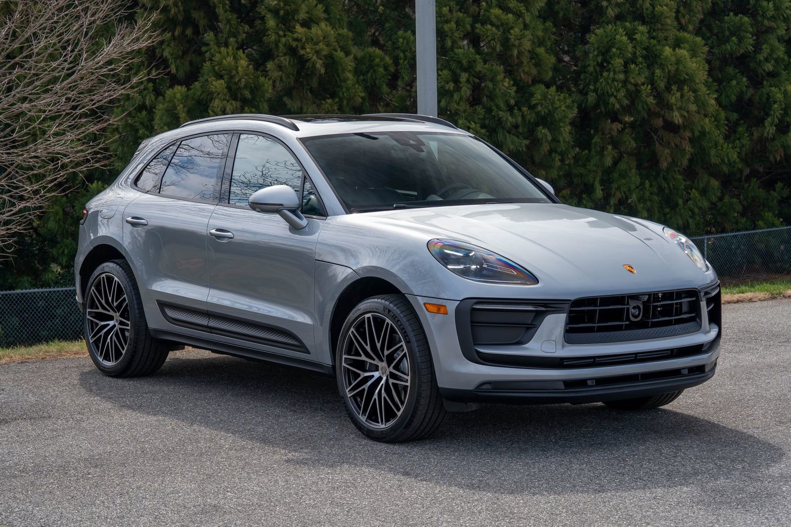Used 2026 Porsche Macan image 9