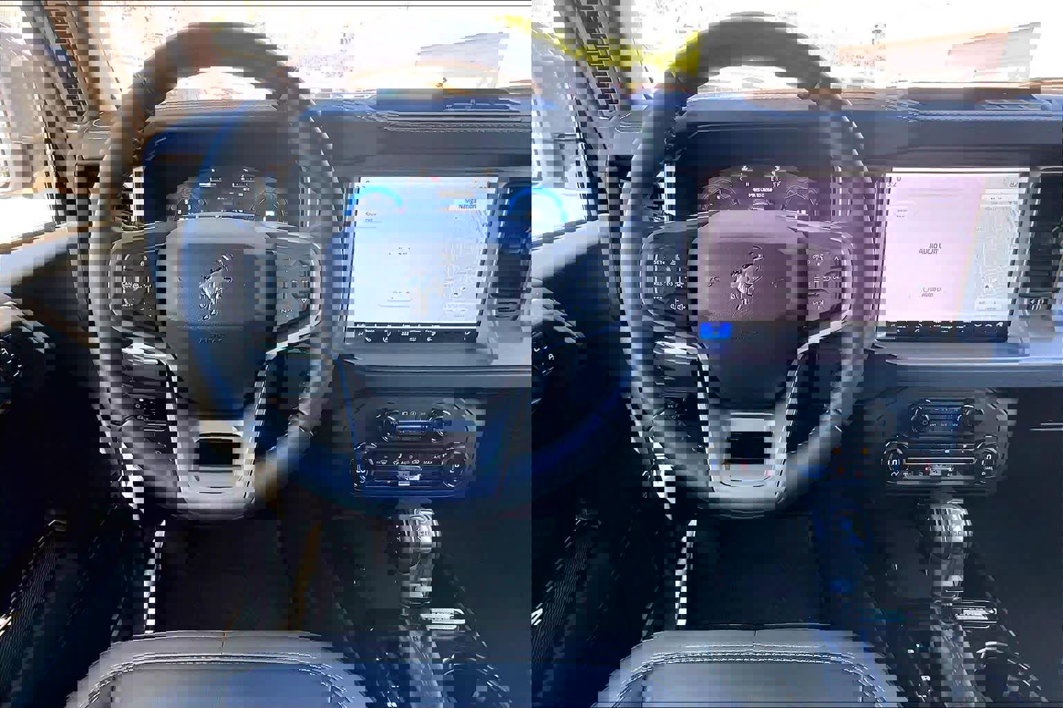 Certified 2025 Ford Bronco Outer Banks image 6