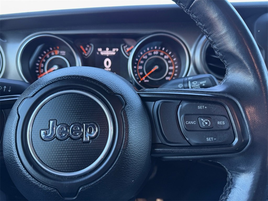 Used 2021 Jeep Gladiator Willys image 26