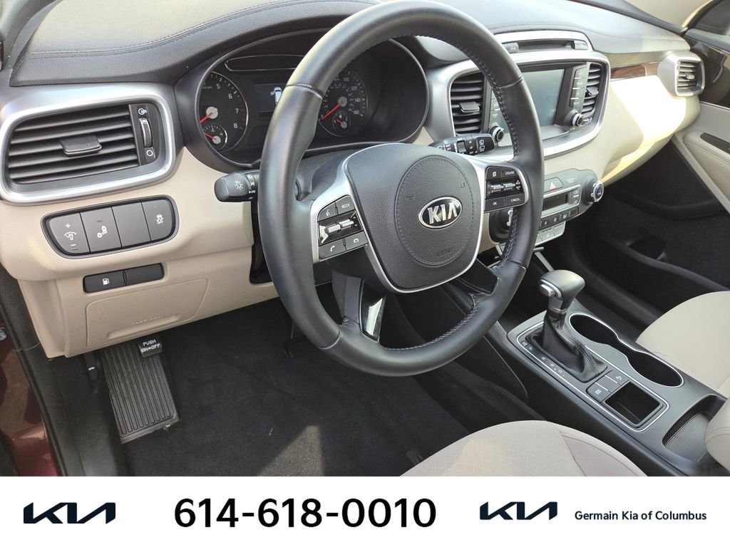 Certified 2019 Kia Sorento LX w/ LX Convenience Package image 18