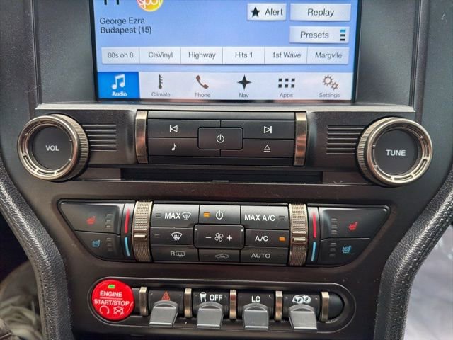 Used 2016 Ford Mustang Shelby GT350 w/ Technology Package RWD image 31