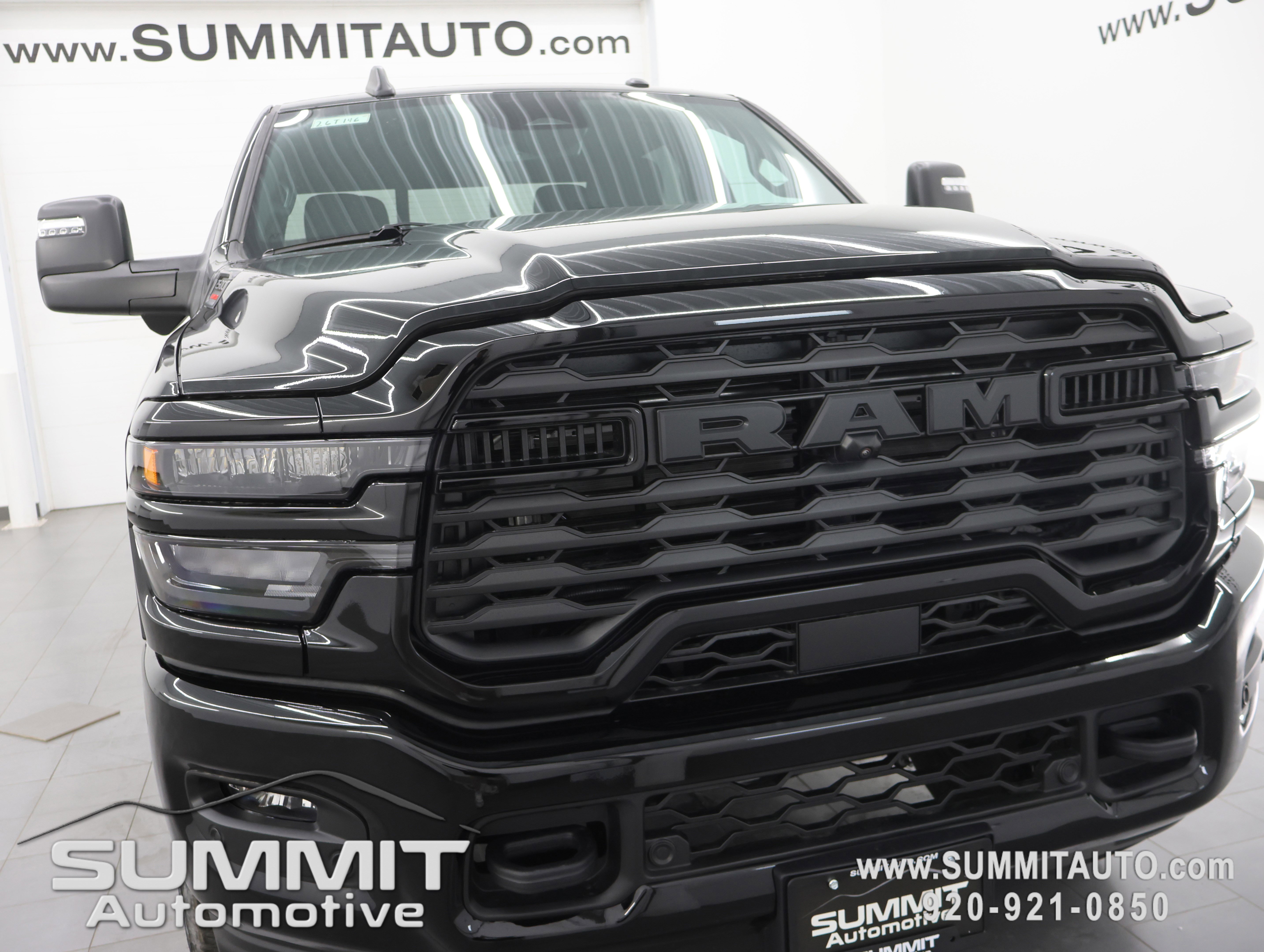 New 2026 RAM 2500 Big Horn AWD/4WD image 25