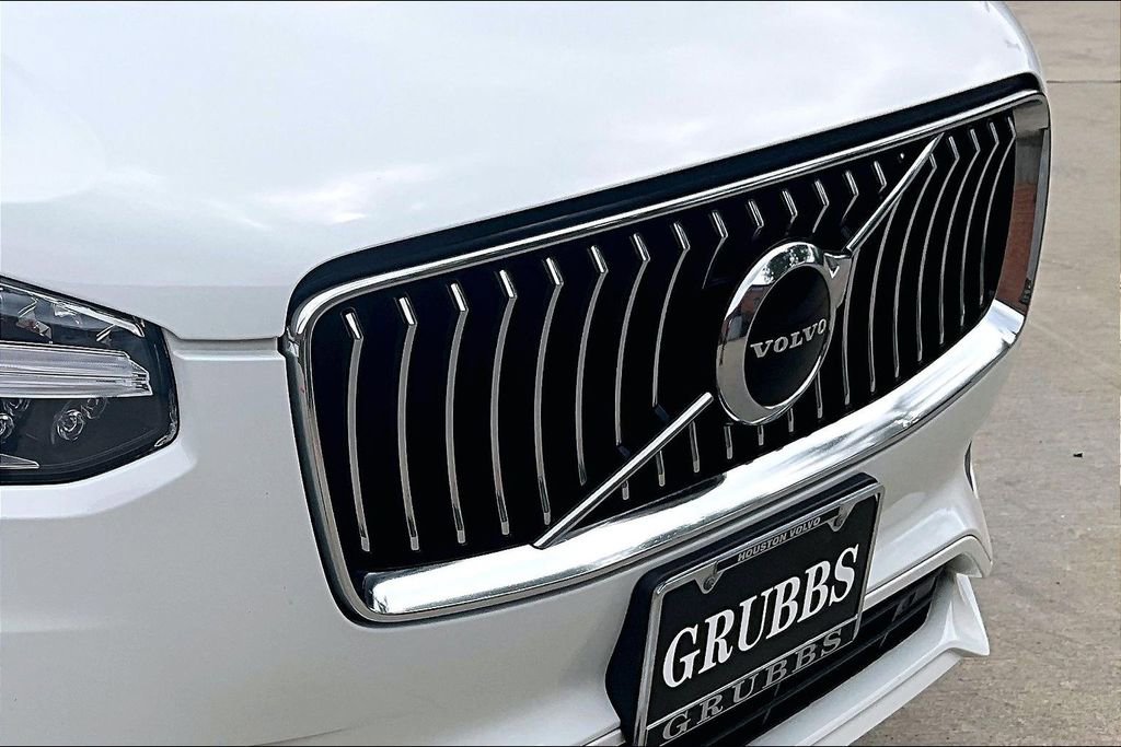 Used 2022 Volvo XC90 T6 Momentum w/ Protection Package Premier AWD/4WD image 38