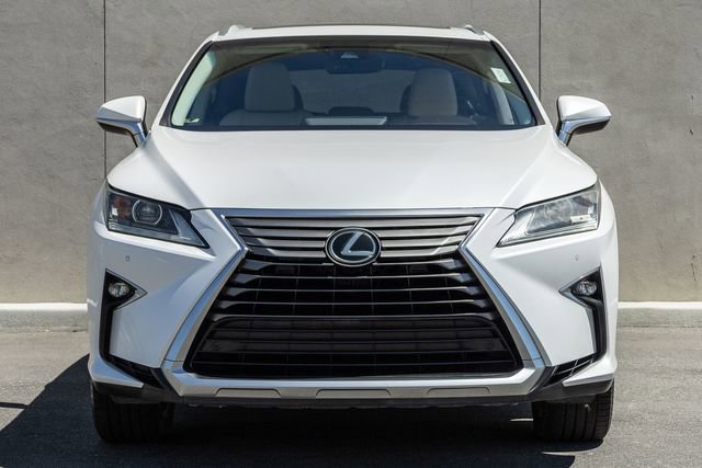 Used 2018 Lexus RX 350 FWD w/ Premium Package image 2