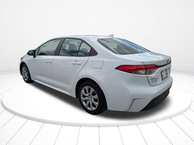Used 2023 Toyota Corolla LE FWD image 6