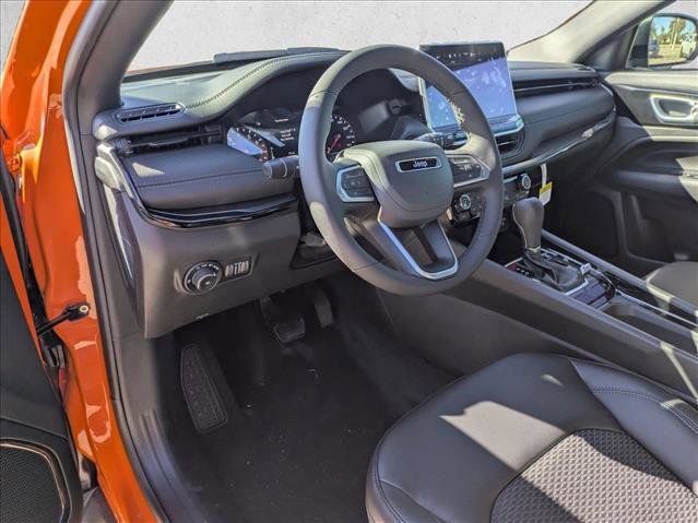 New 2026 Jeep Compass Latitude image 9