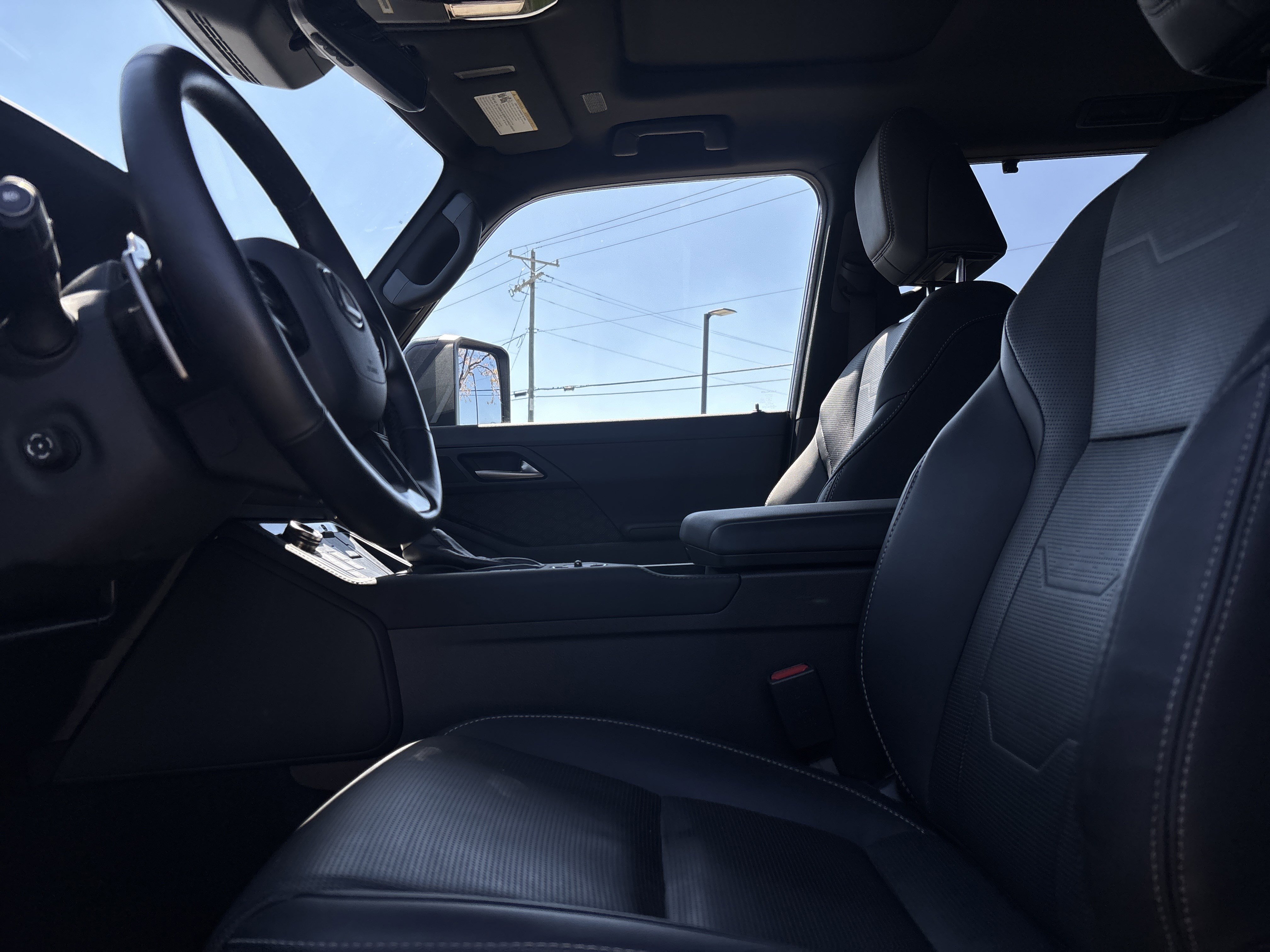 Used 2024 Lexus GX 550 550 Luxury w/ Accessory Package (31) image 16