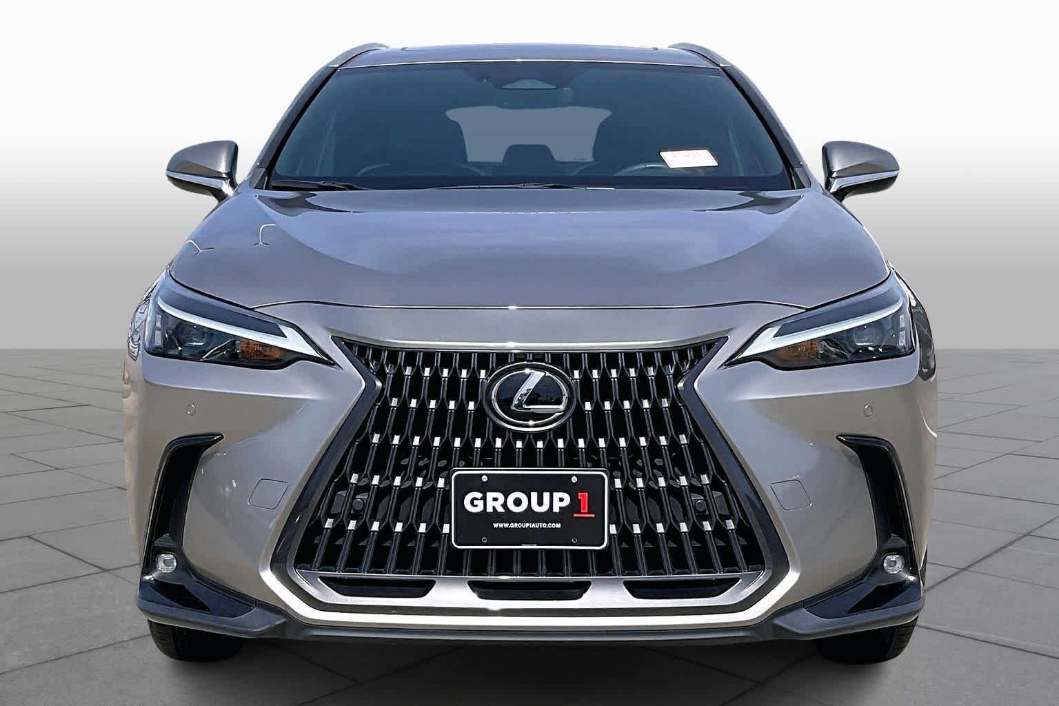 Used 2024 Lexus NX 250 FWD image 4
