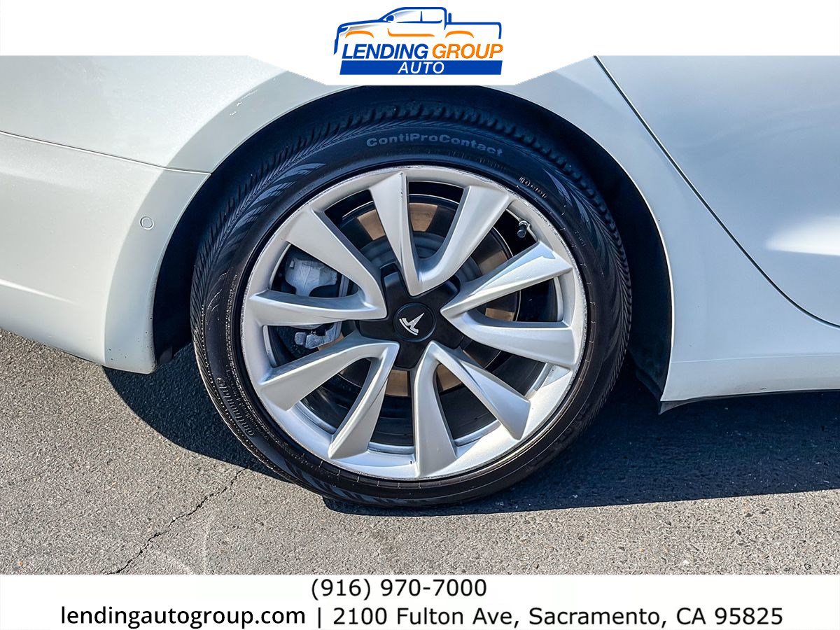 Used 2019 Tesla Model 3 Standard Range RWD image 10