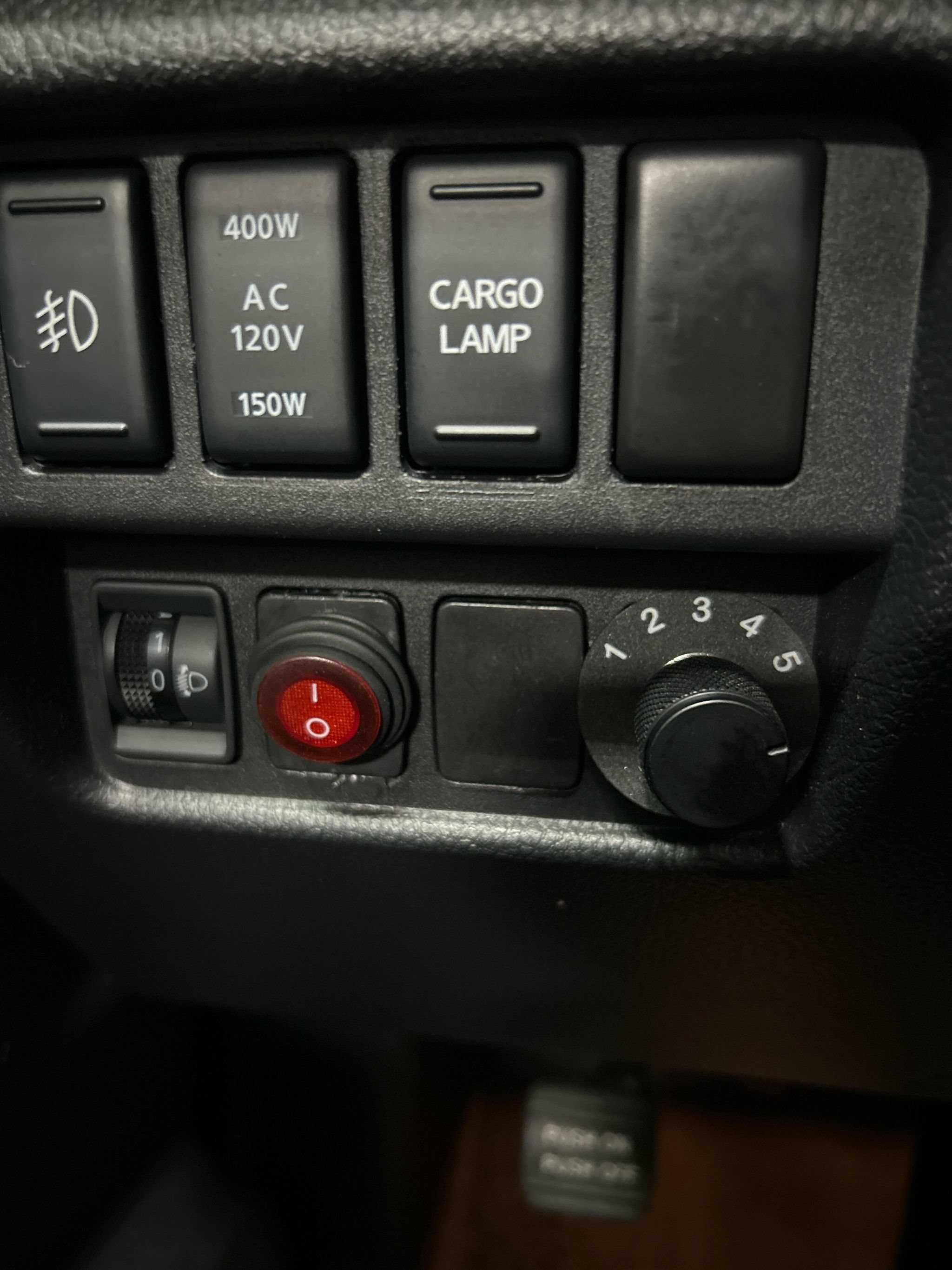 Used 2016 Nissan Titan Platinum Reserve AWD/4WD image 17