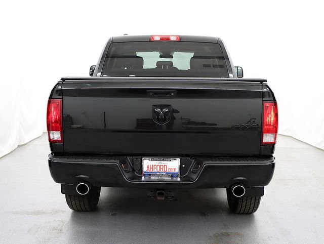 Used 2017 RAM 1500 Express w/ Black Ram 1500 Express Group image 7
