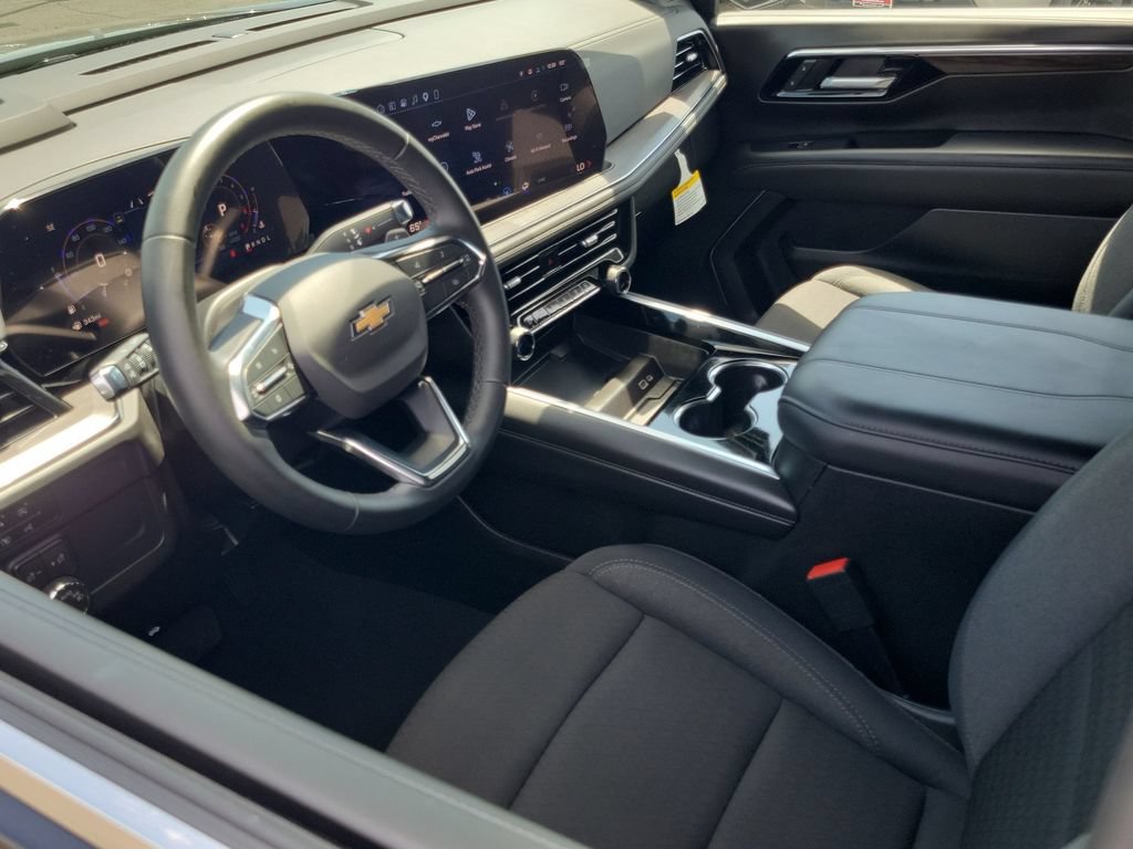 Used 2026 Chevrolet Tahoe LS RWD image 10