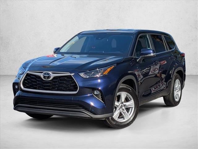 Used 2025 Toyota Highlander LE