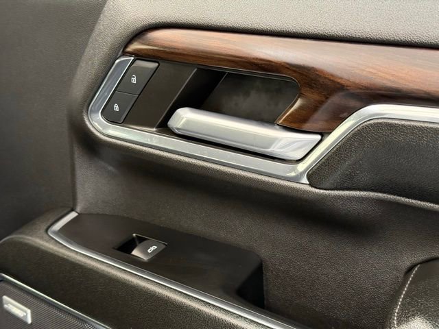 Used 2024 GMC Sierra 3500 SLT w/ SLT Premium Package image 25