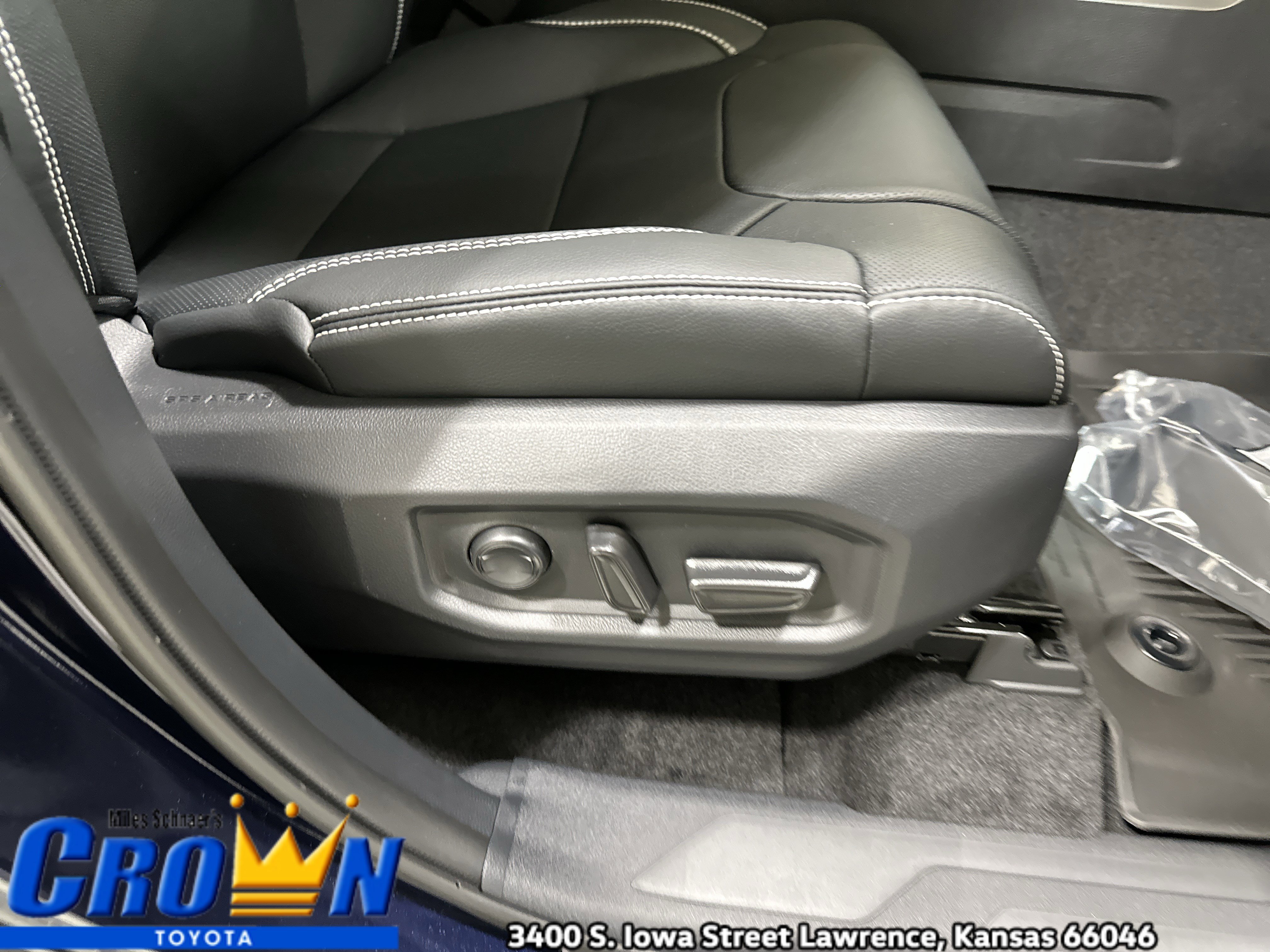 New 2026 Toyota Tundra SR5 image 38