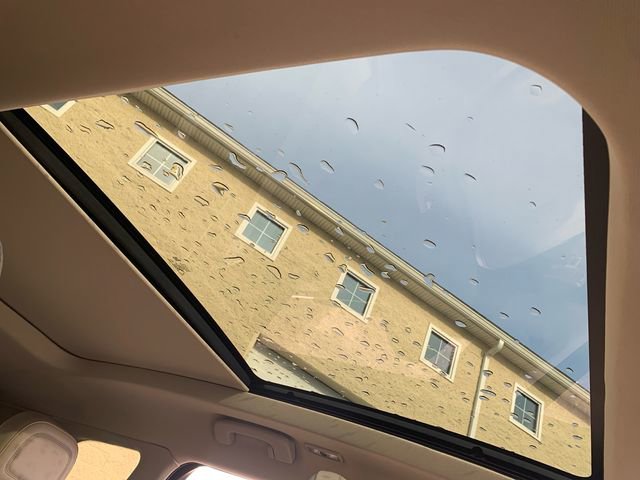 Used 2021 Lincoln Corsair Standard w/ Premium Package image 17