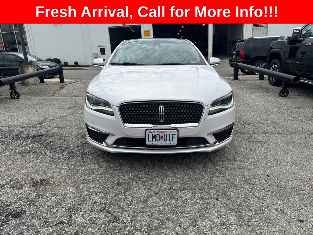 Used 2017 Lincoln MKZ Reserve w/ Technology Package FWD image 2