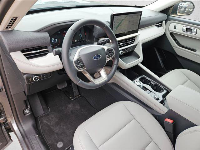 New 2026 Ford Explorer Active w/ Active Comfort Package AWD/4WD image 3