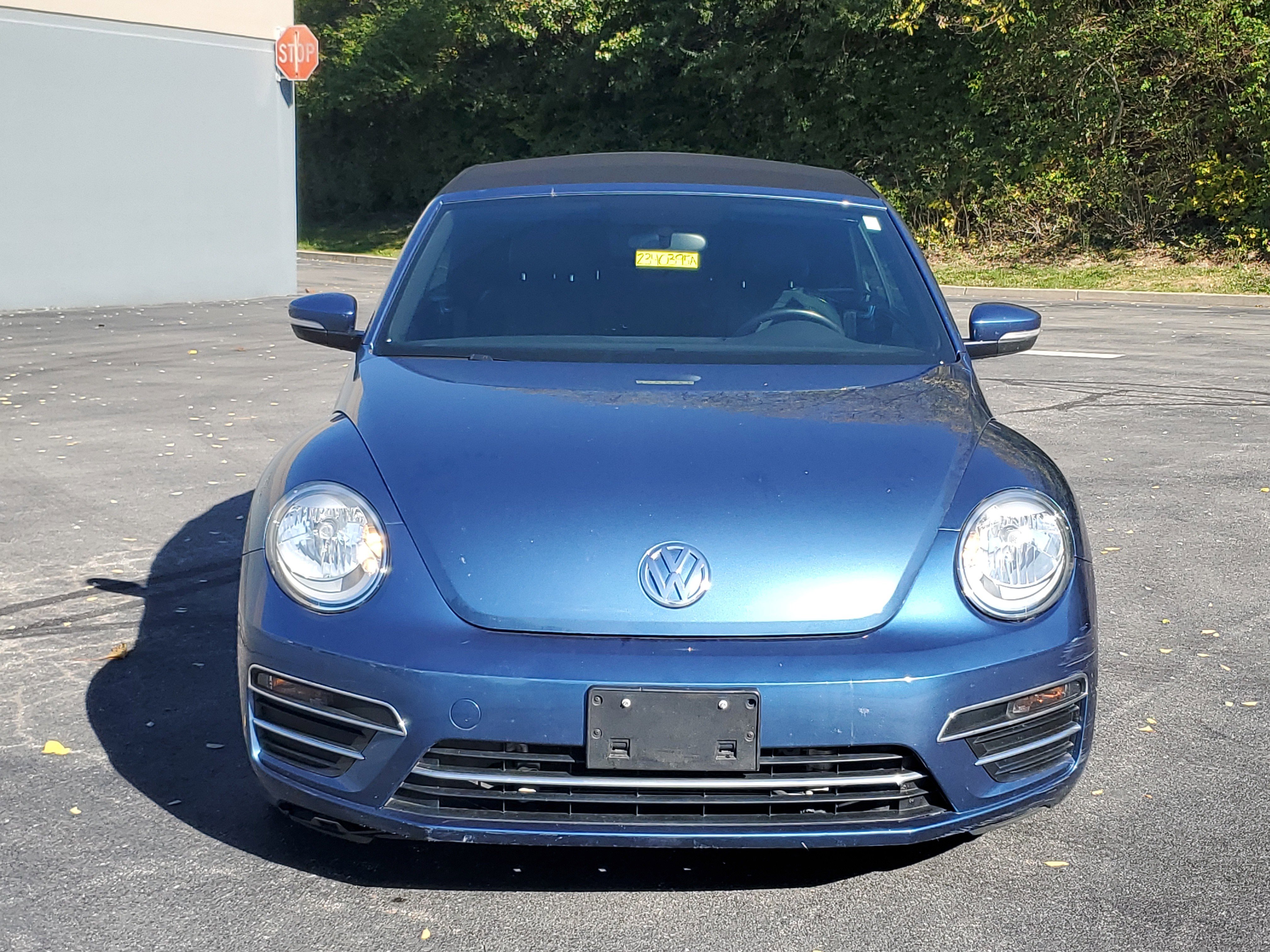 Used 2019 Volkswagen Beetle 2.0T S image 2
