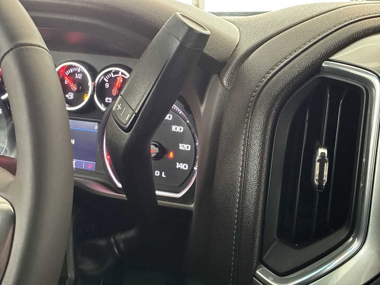 Used 2022 Chevrolet Silverado 1500 LT image 20