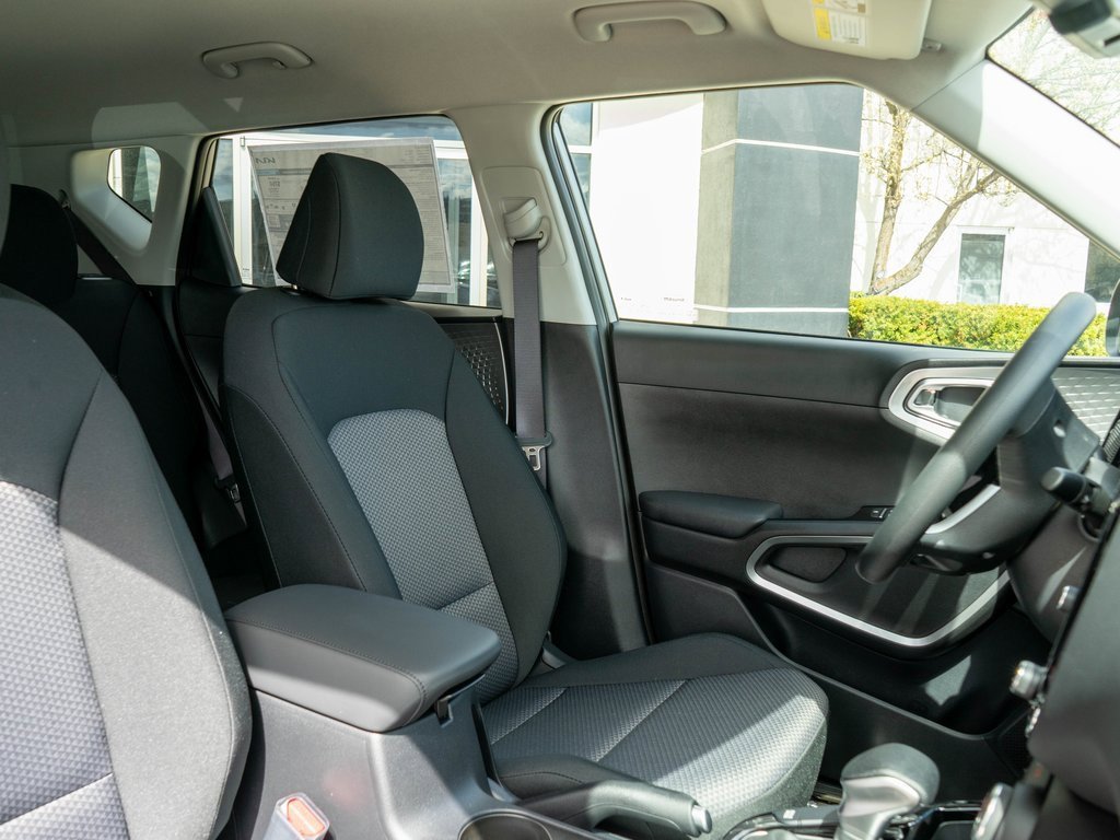 New 2025 Kia Soul S image 11