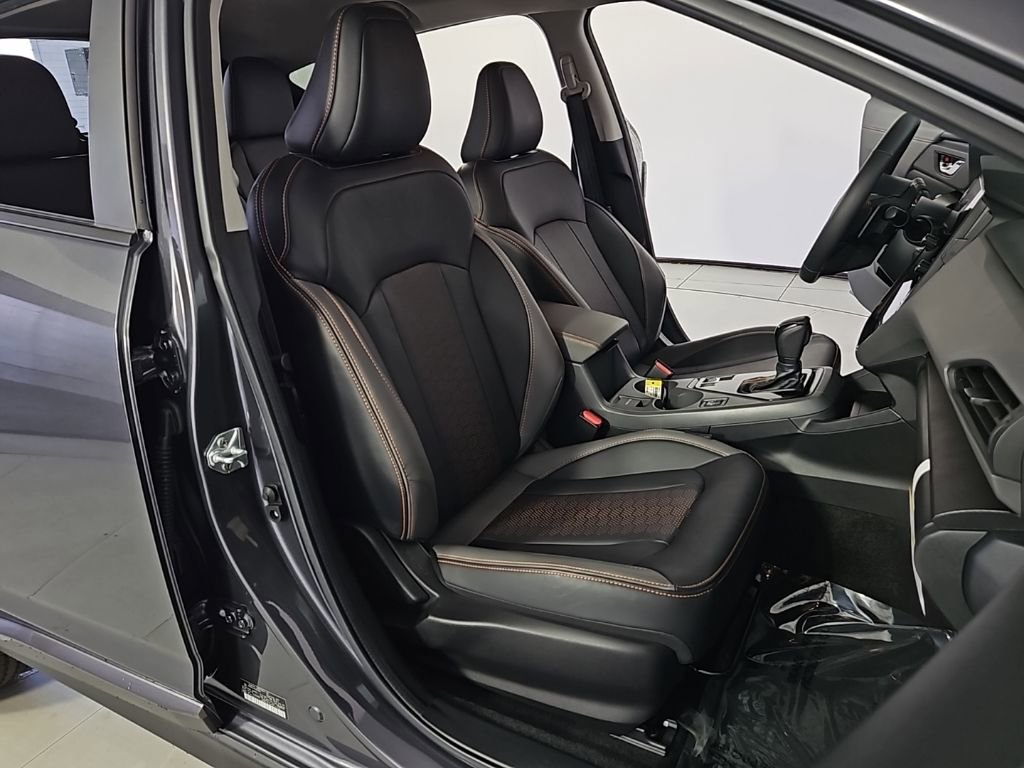 Certified 2025 Subaru Crosstrek 2.5i Limited w/ Crosstrek Mirror Package image 21