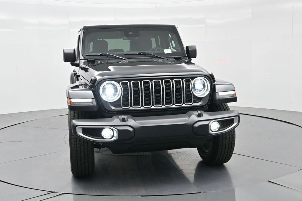 New 2025 Jeep Wrangler Unlimited Sahara w/ Safety Group AWD/4WD image 3