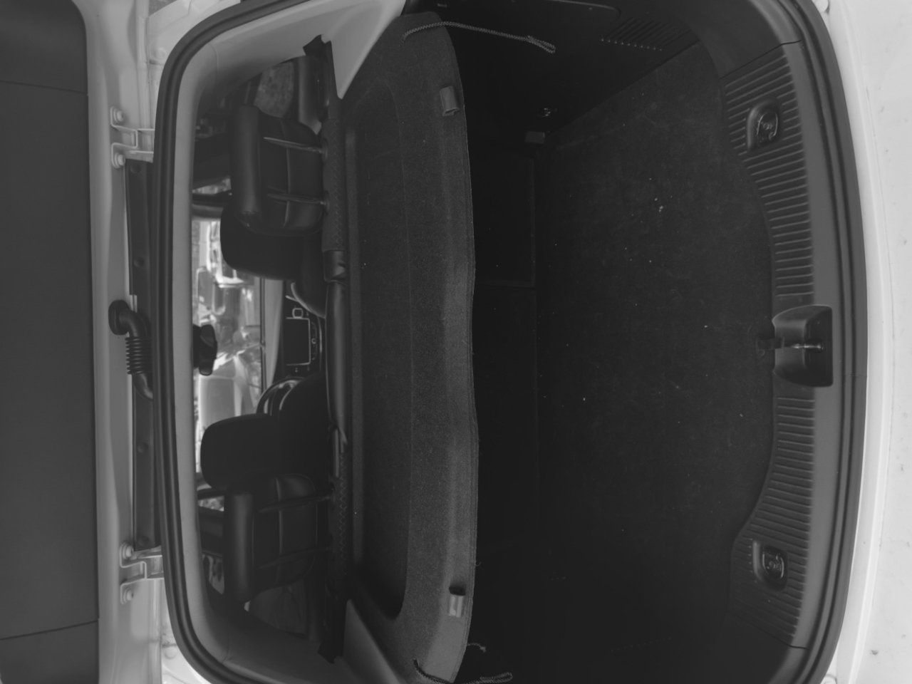 Used 2020 Buick Encore Preferred image 8