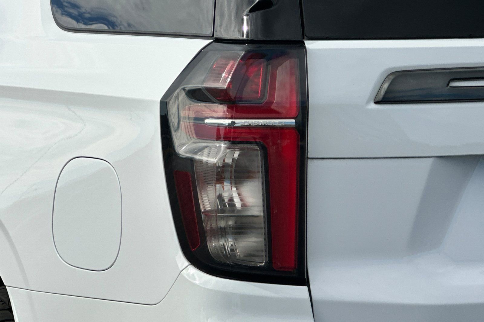 Used 2022 Chevrolet Tahoe Z71 w/ Z71 Off-Road Package AWD/4WD image 48