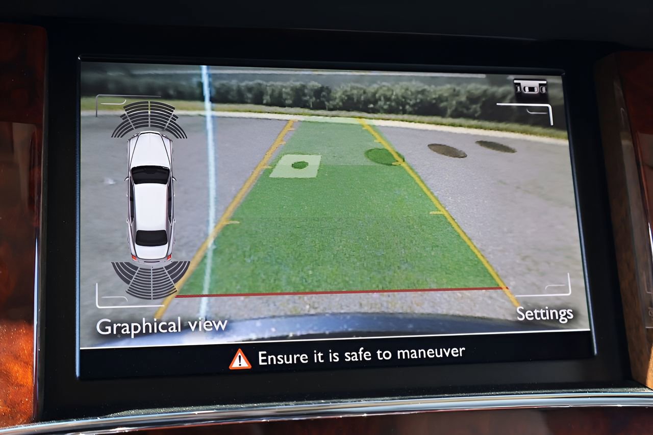 Certified 2016 Bentley Mulsanne image 13