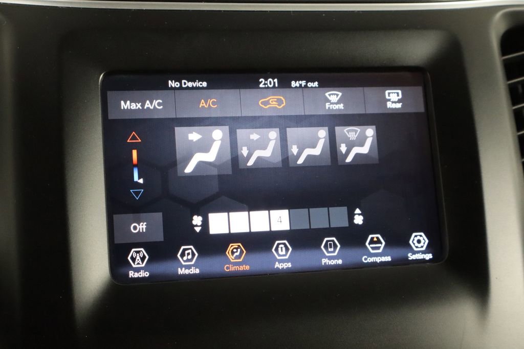 Used 2019 Jeep Cherokee Latitude w/ Popular Appearance Group AWD/4WD image 32