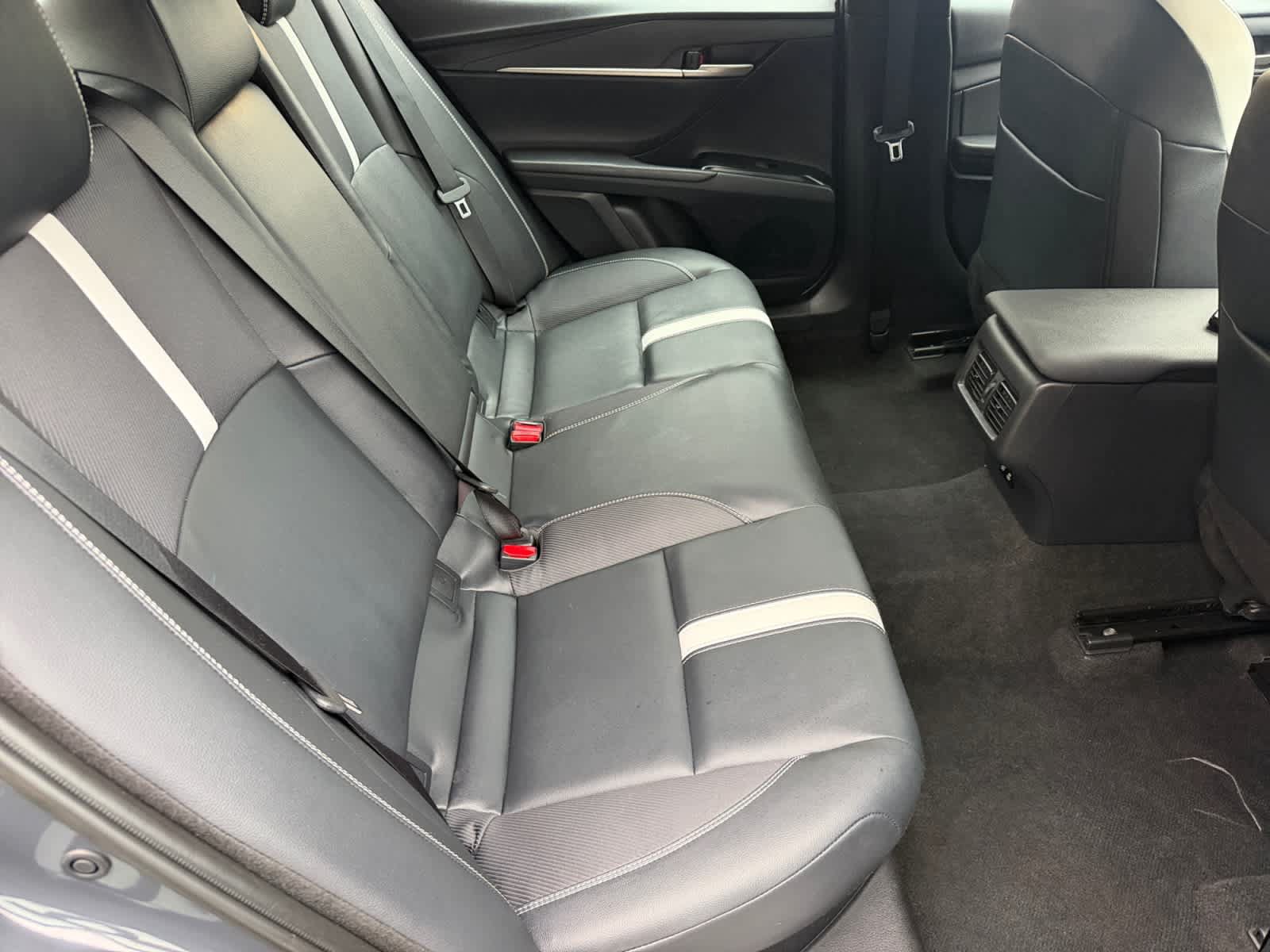 Used 2026 Toyota Camry SE FWD image 21
