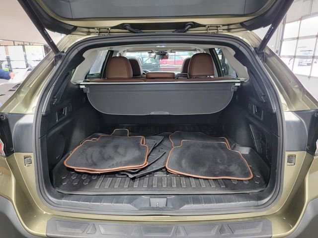 Used 2023 Subaru Outback Touring AWD/4WD image 35