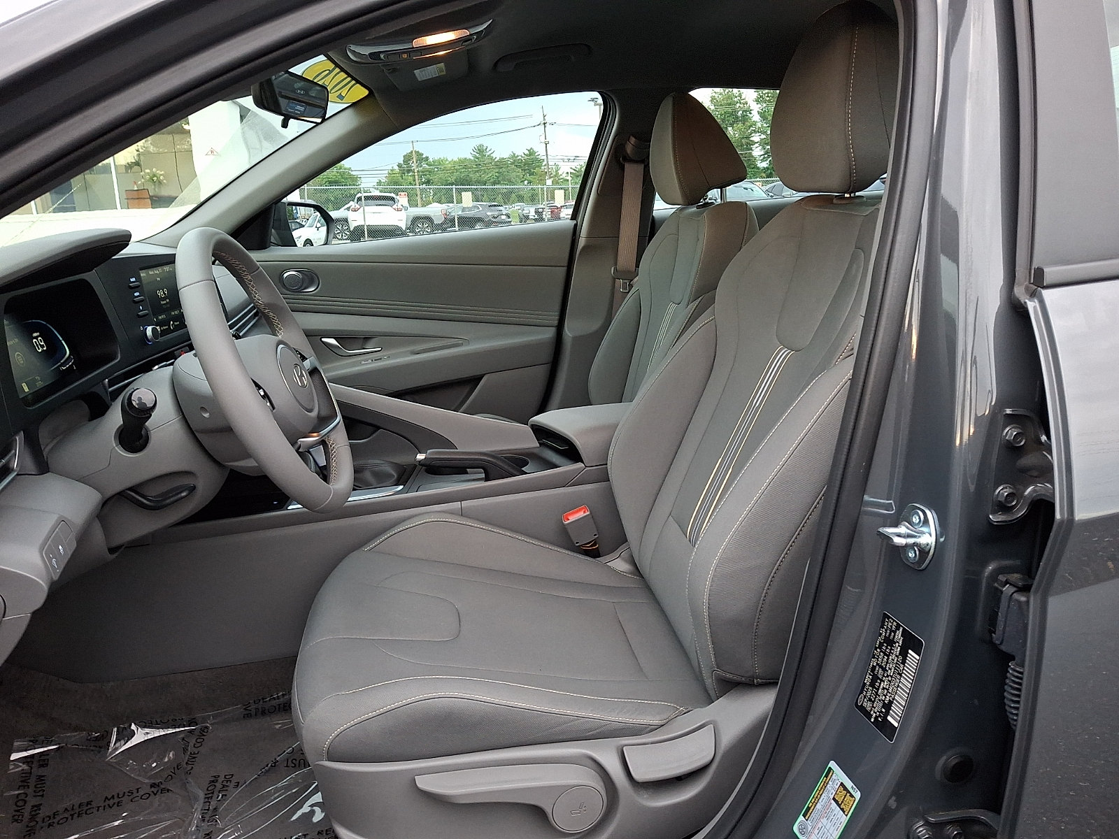 Used 2026 Hyundai Elantra Sport FWD image 13