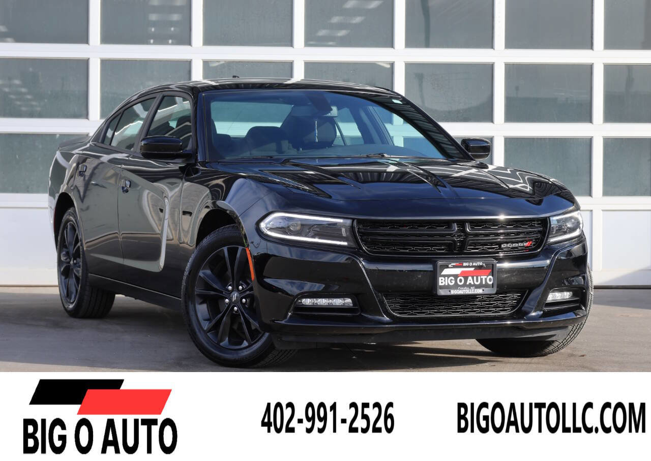 Used 2022 Dodge Charger SXT w/ Blacktop Package image 1