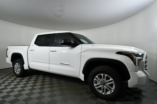 New 2026 Toyota Tundra SR5 image 9