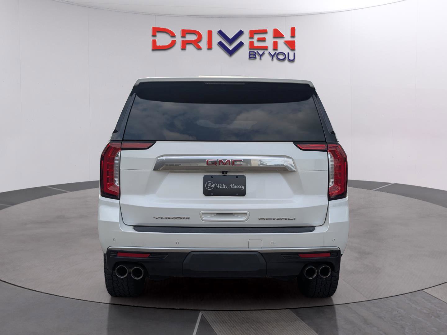 Used 2022 GMC Yukon Denali AWD/4WD image 4