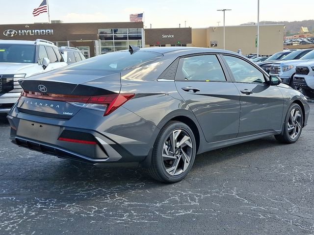 New 2026 Hyundai Elantra Limited image 4