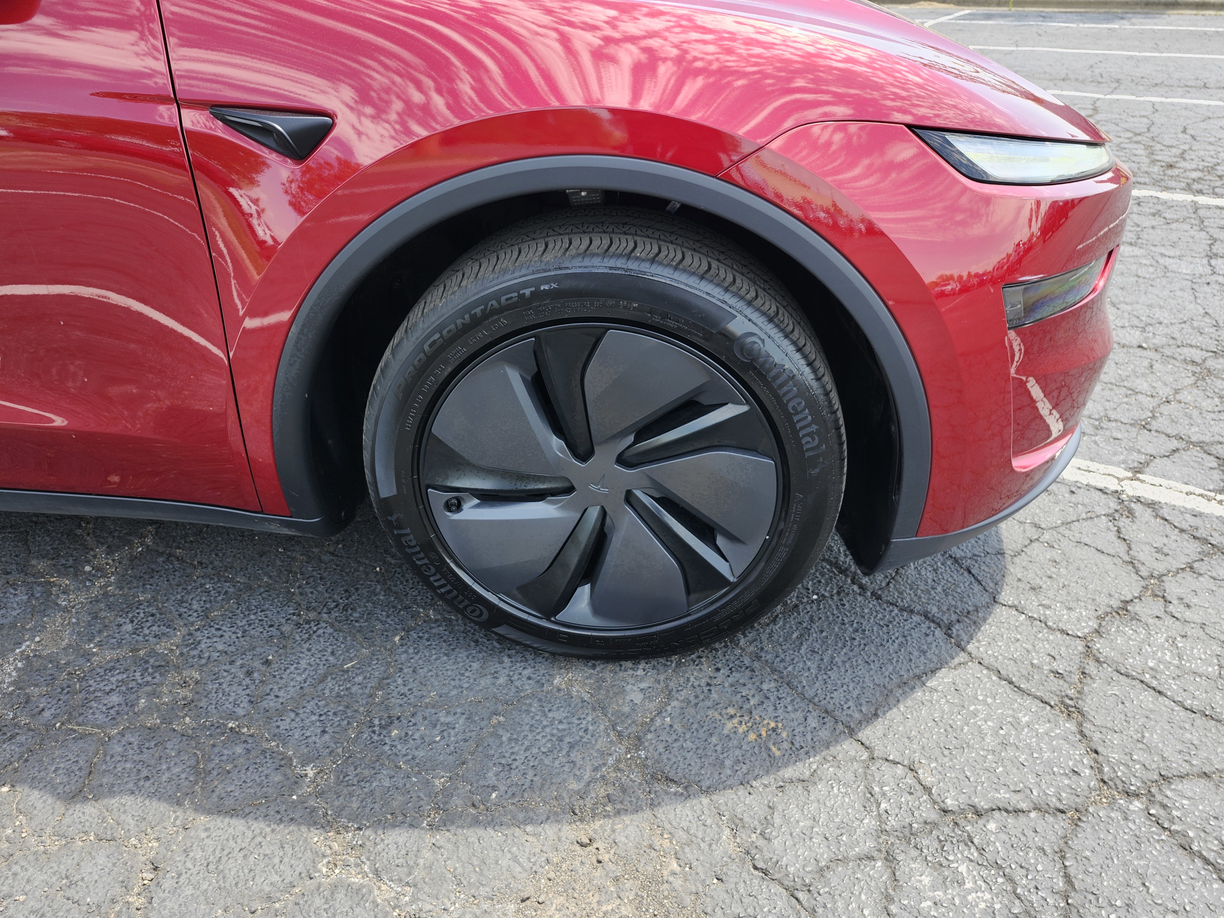 Used 2026 Tesla Model Y AWD image 11