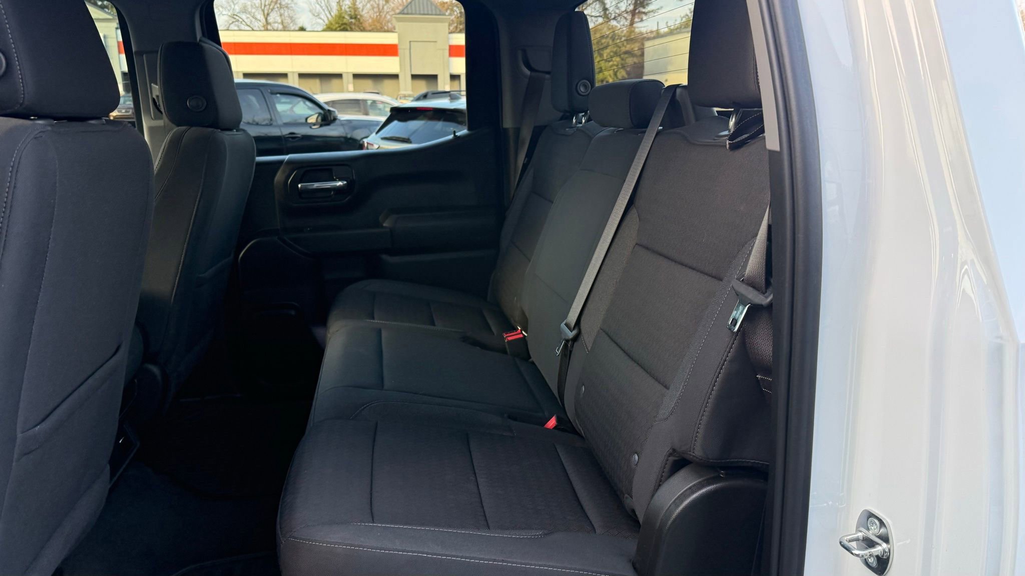 Used 2023 Chevrolet Silverado 1500 Custom image 32