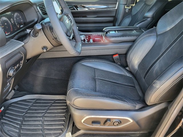 Used 2022 Jeep Wagoneer Series III image 8