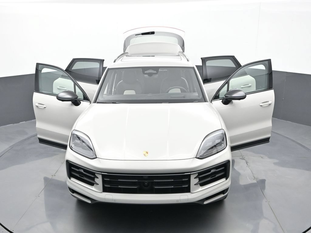 New 2026 Porsche Cayenne S AWD/4WD image 32