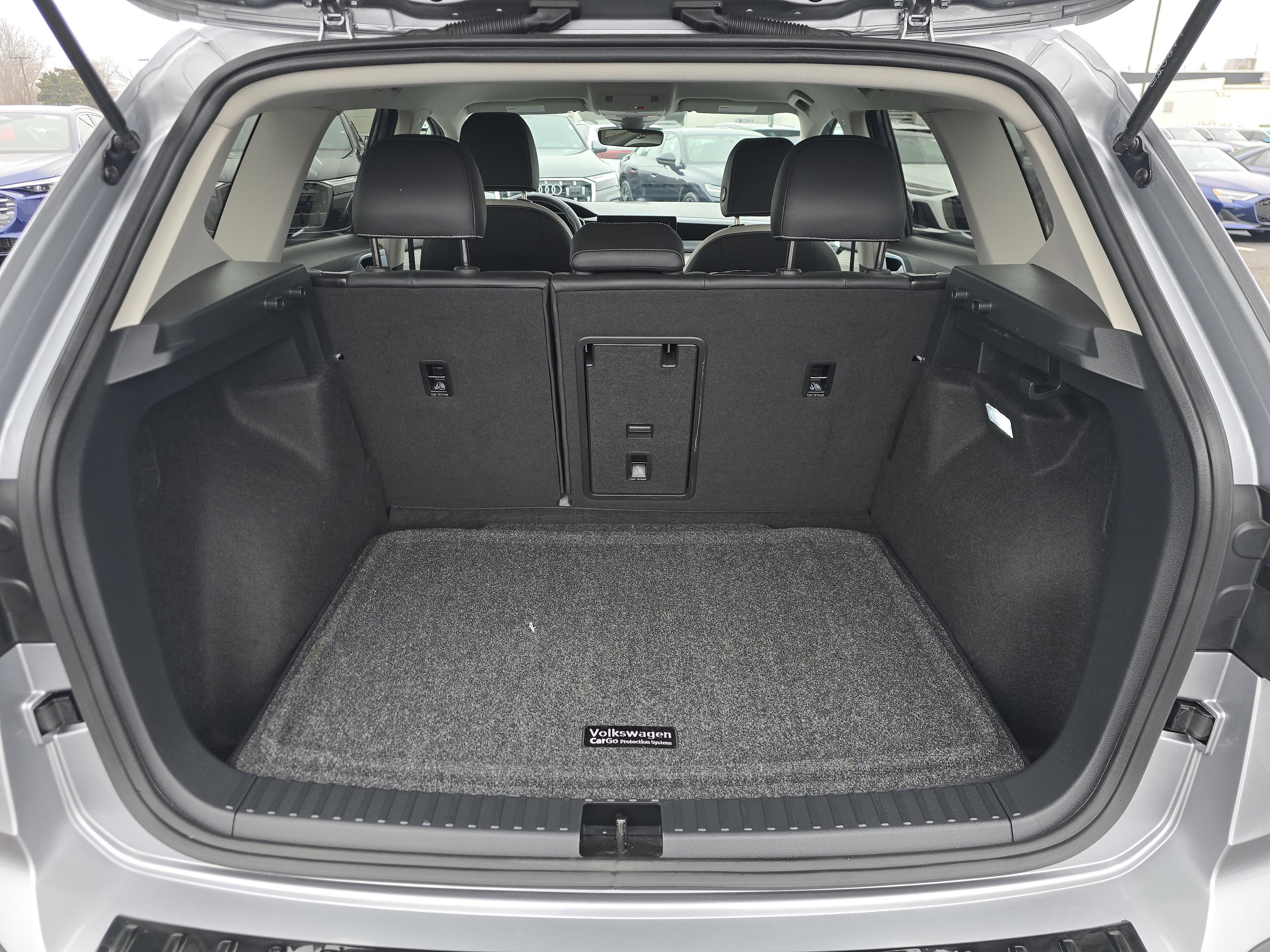 New 2025 Volkswagen Taos SE image 16