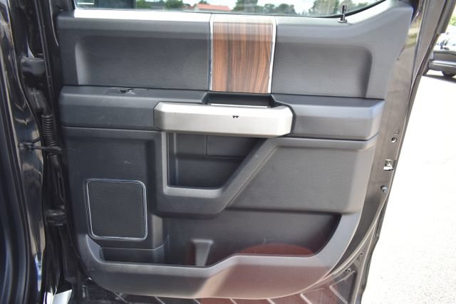 Used 2015 Ford F150 Lariat w/ Equipment Group 502A Luxury AWD/4WD image 45