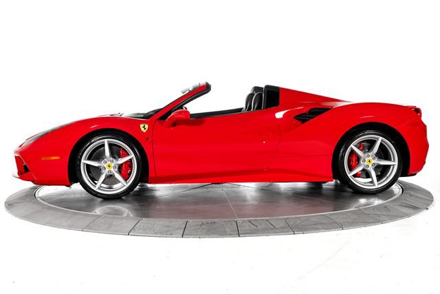Certified 2018 Ferrari 488 Spider RWD image 3