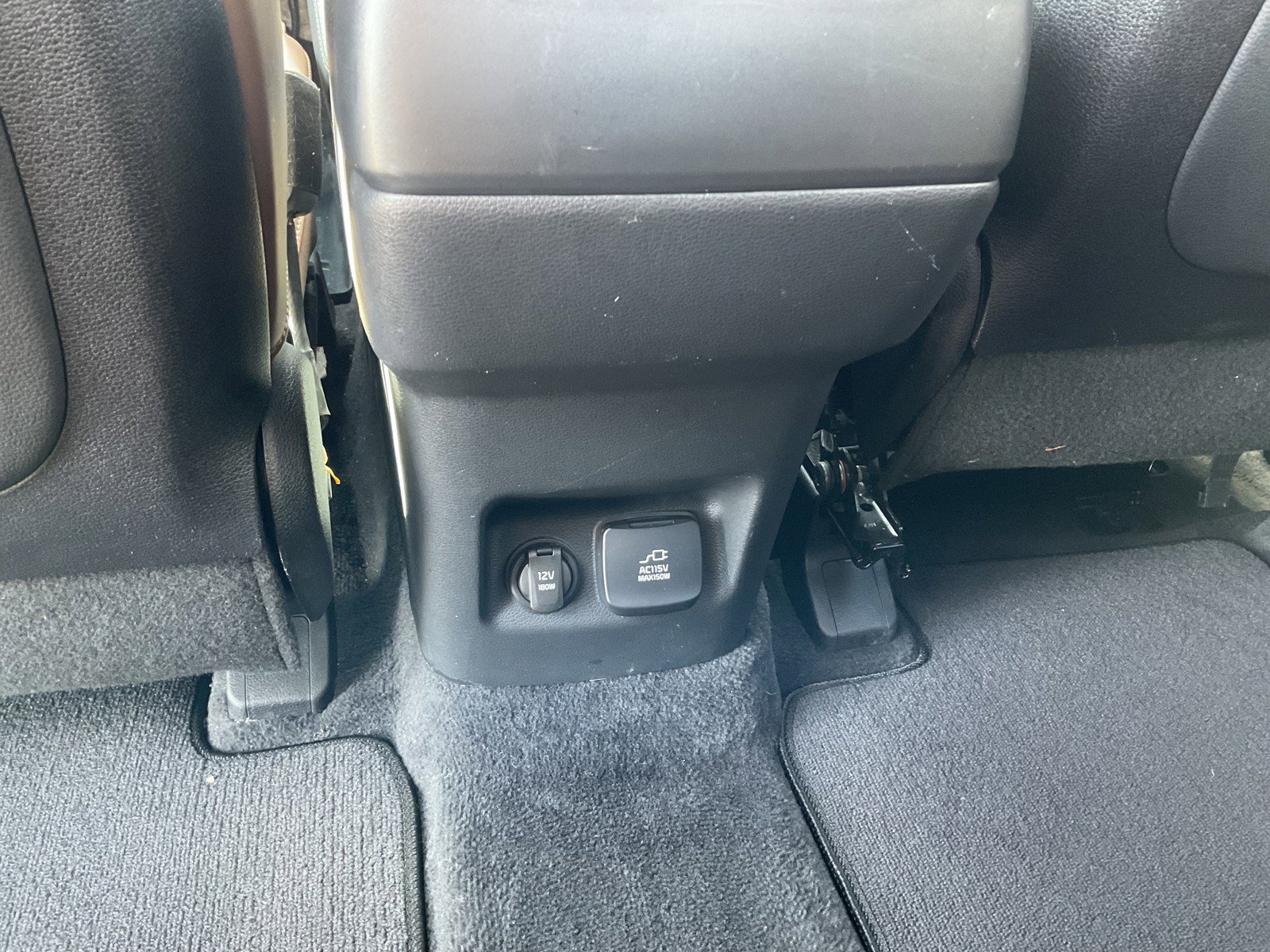 Used 2021 Kia Telluride SX w/ SX Prestige Package image 25